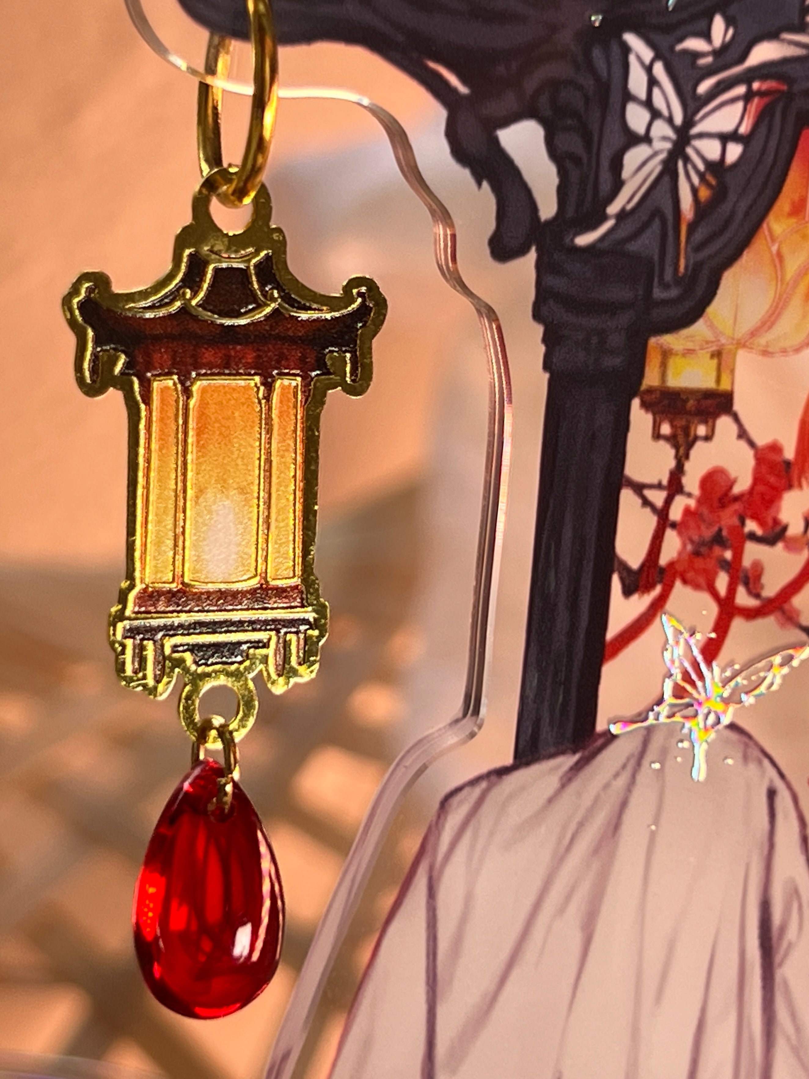 Hua+lian Standee
